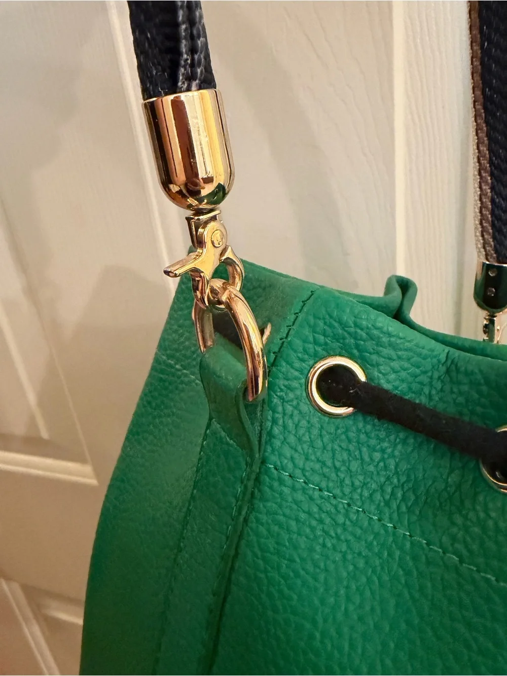 Marc Jacobs Green Pebbled Leather Drawstring Bucket Bag with Black Cord